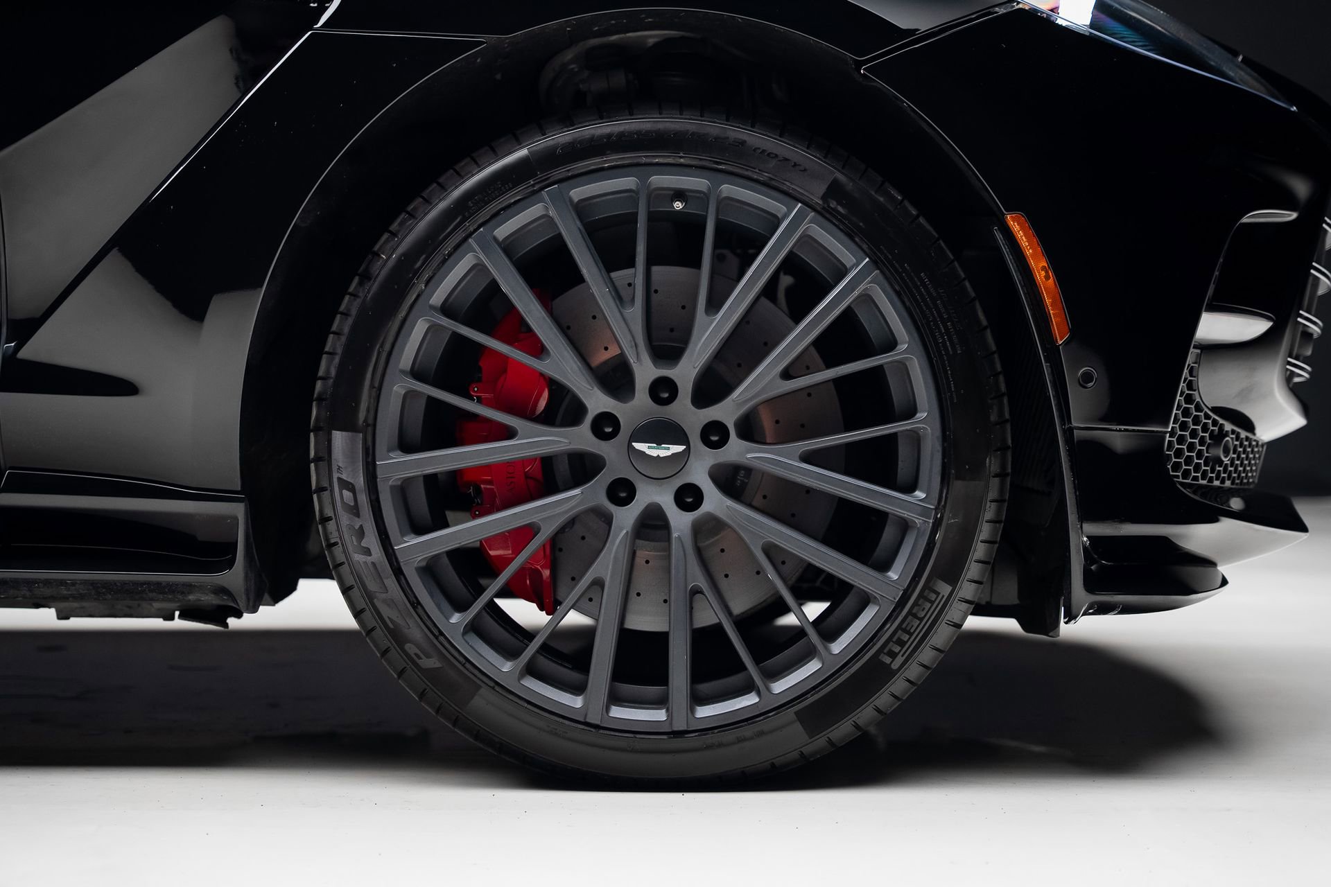 Used 2023 Aston Martin DBX 707 image 39