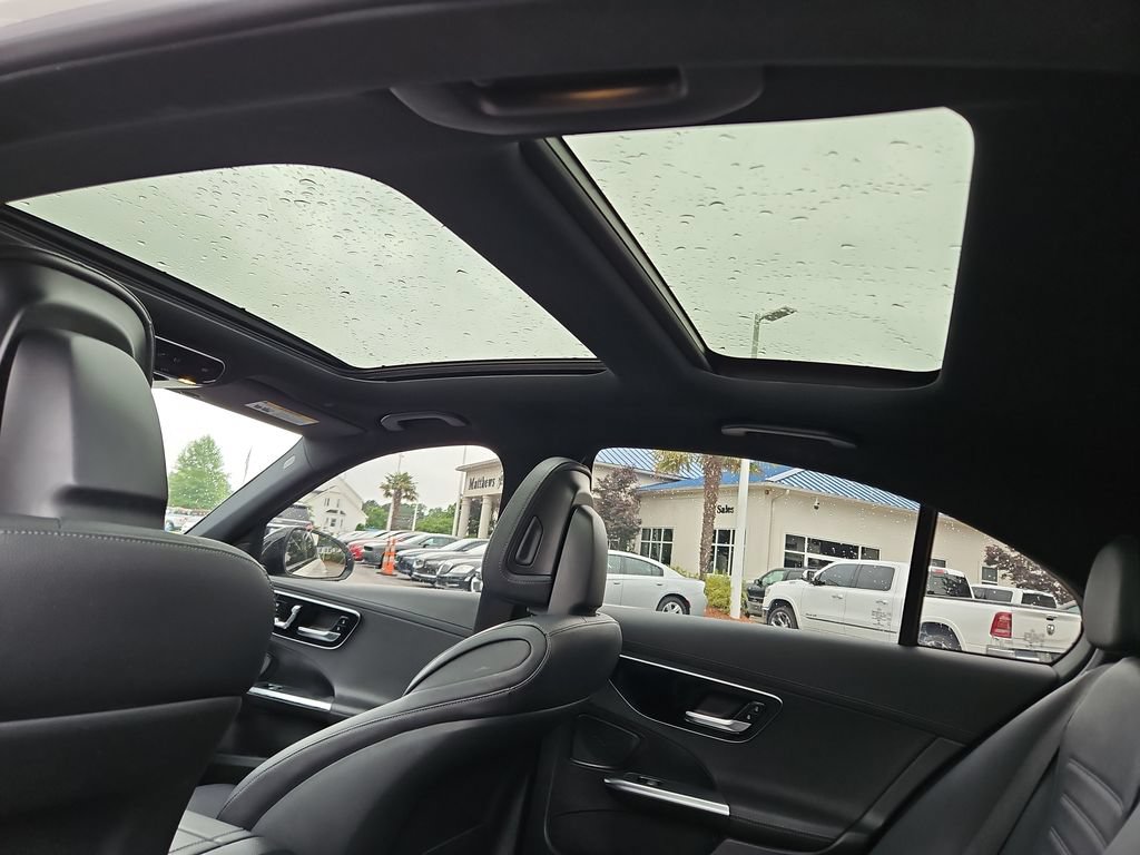 Used 2022 Mercedes-Benz C 300 Sedan image 22