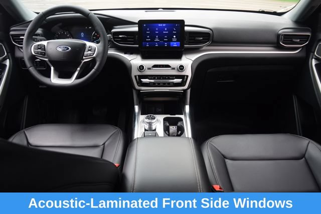 Used 2023 Ford Explorer XLT w/ Equipment Group 202A AWD/4WD image 8