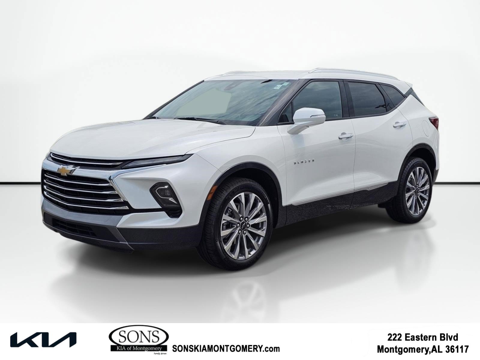 Used 2023 Chevrolet Blazer Premier FWD image 1
