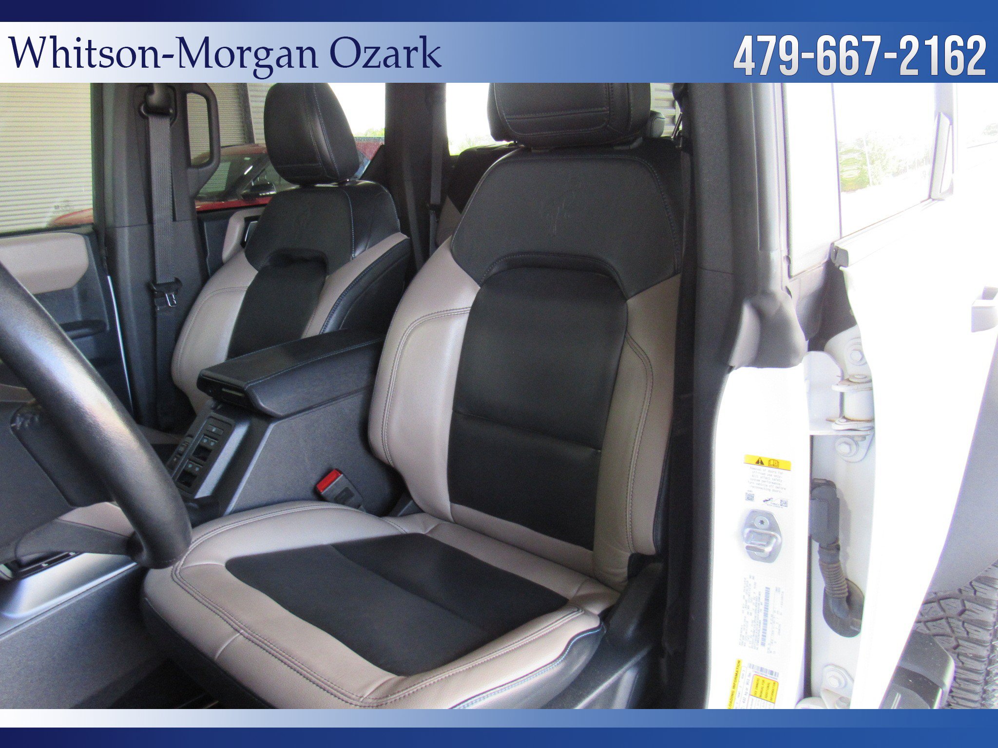 Used 2024 Ford Bronco Wildtrak AWD/4WD image 23
