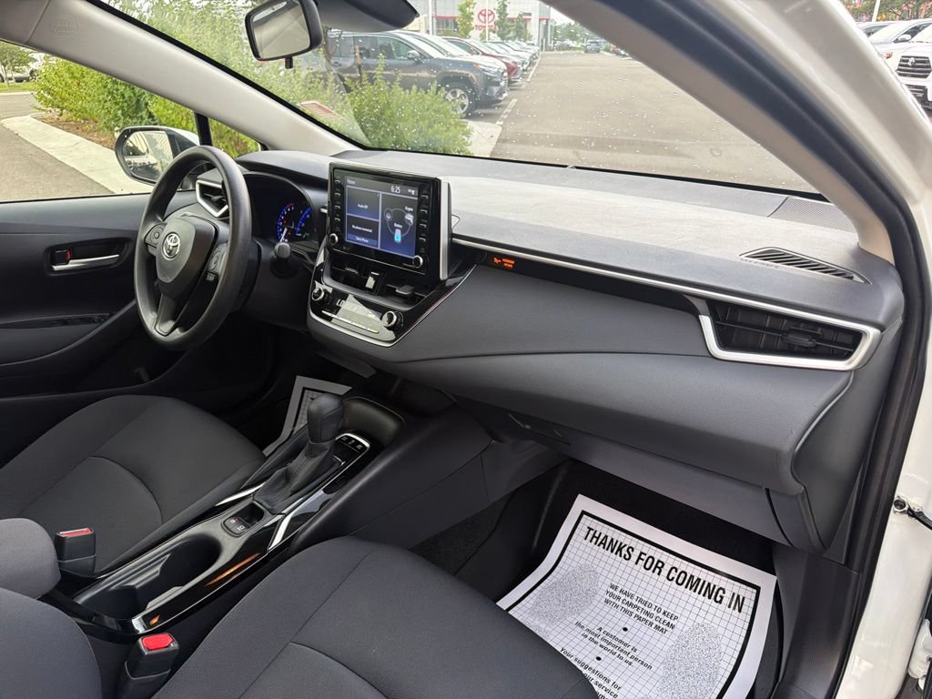 Used 2021 Toyota Corolla LE w/ Carpet Mat Package (TMS) FWD image 13