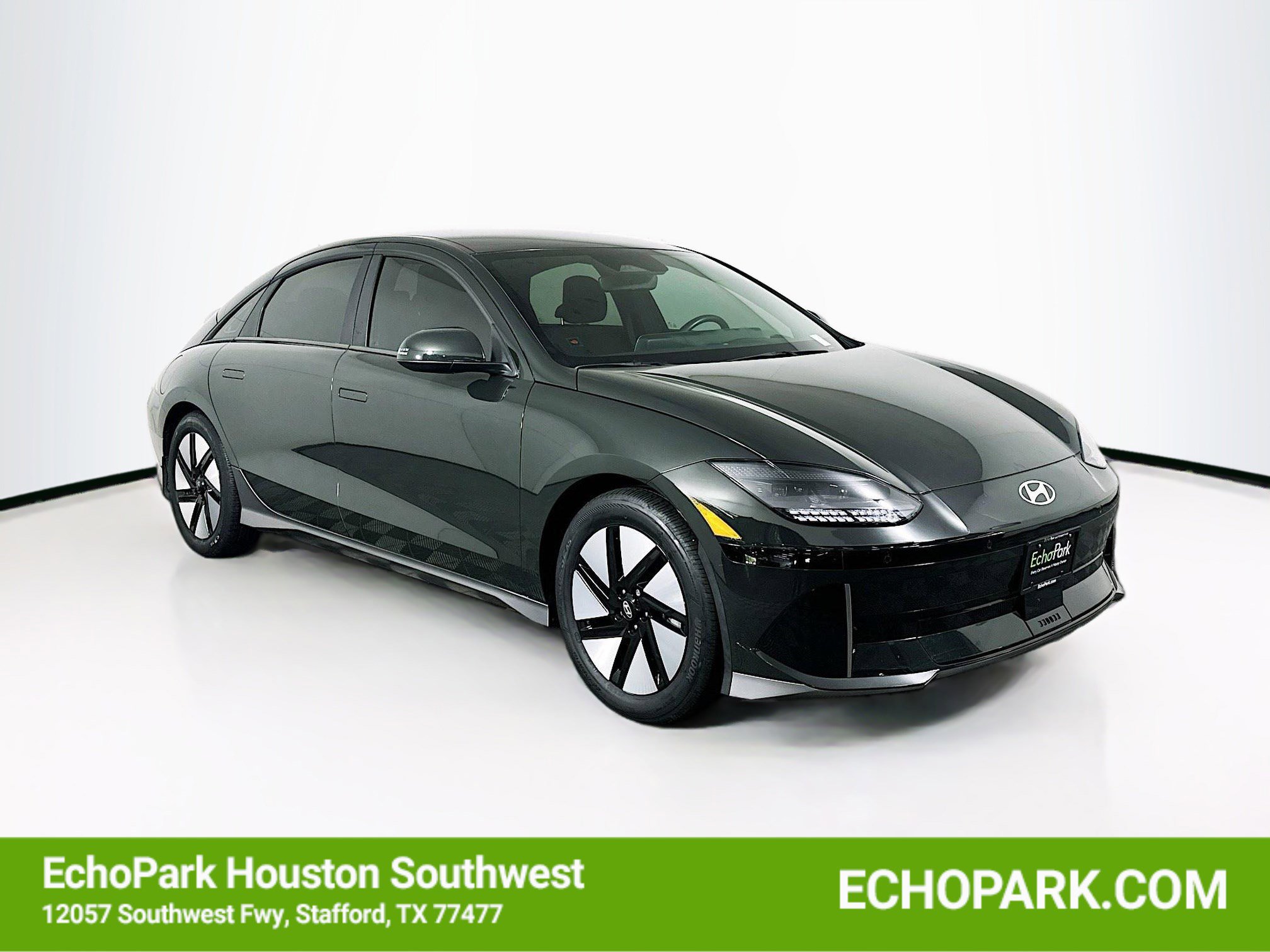 Used 2024 Hyundai Ioniq 6 SE image 1