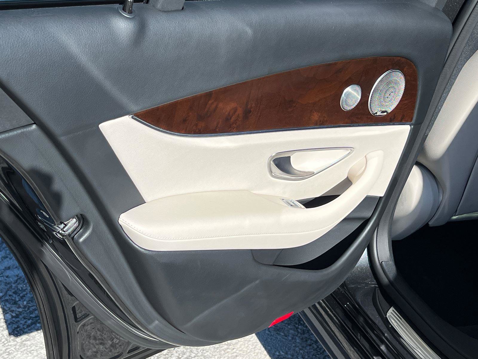 Used 2022 Mercedes-Benz E 350 Sedan image 22