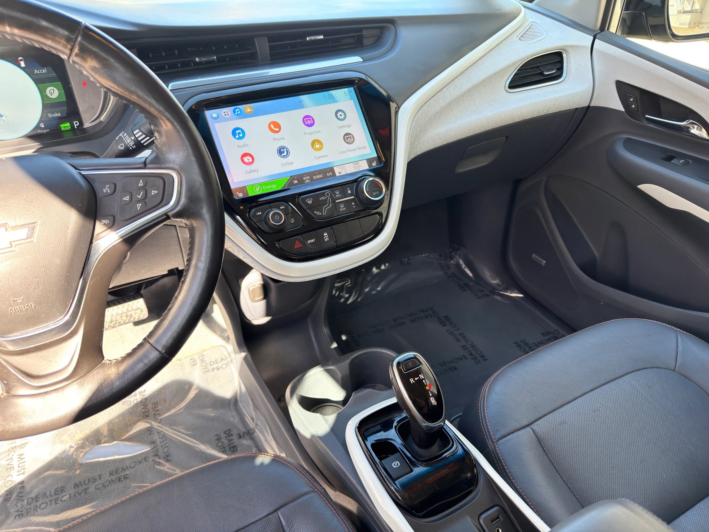 Used 2020 Chevrolet Bolt Premier w/ Infotainment Package image 15