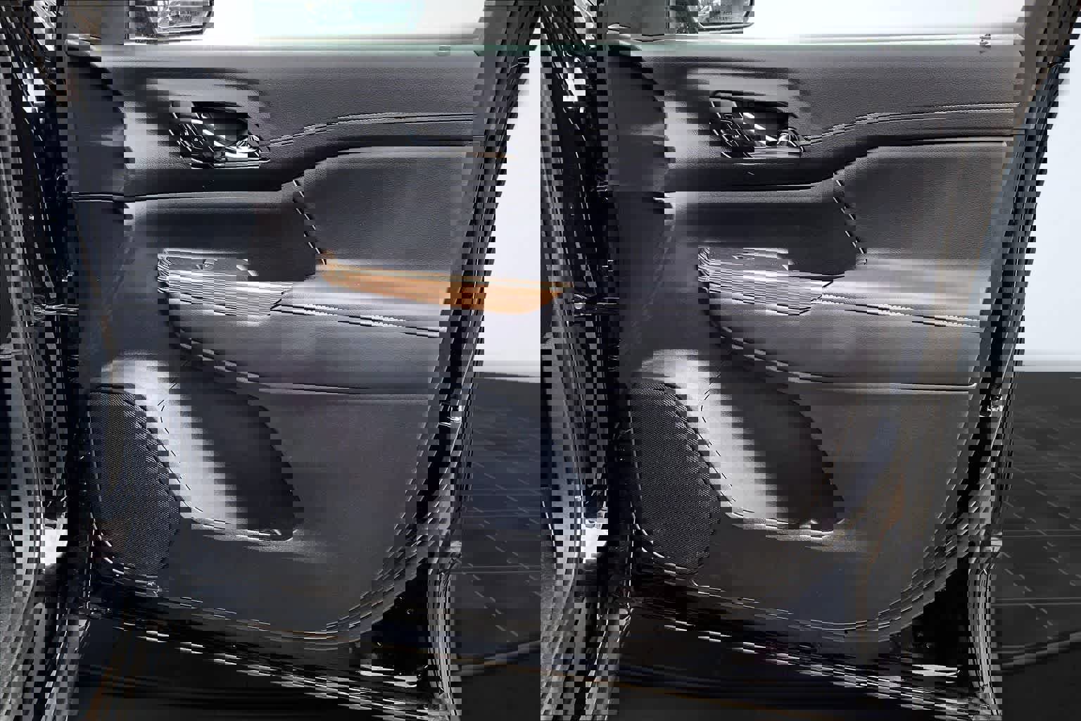 Used 2023 GMC Acadia SLE w/ Driver Convenience Package image 29