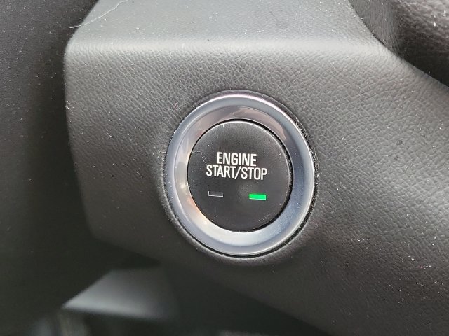 Used 2019 GMC Terrain SLT w/ Preferred Package FWD image 17