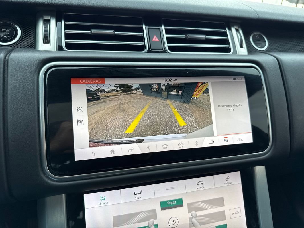 Used 2020 Land Rover Range Rover HSE image 30
