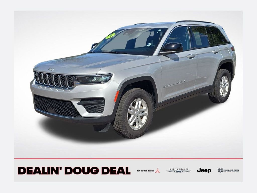Used 2024 Jeep Grand Cherokee Laredo w/ Luxury Tech Group I