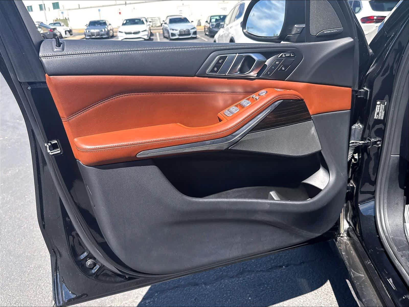 Used 2023 BMW X7 xDrive40i AWD/4WD image 23