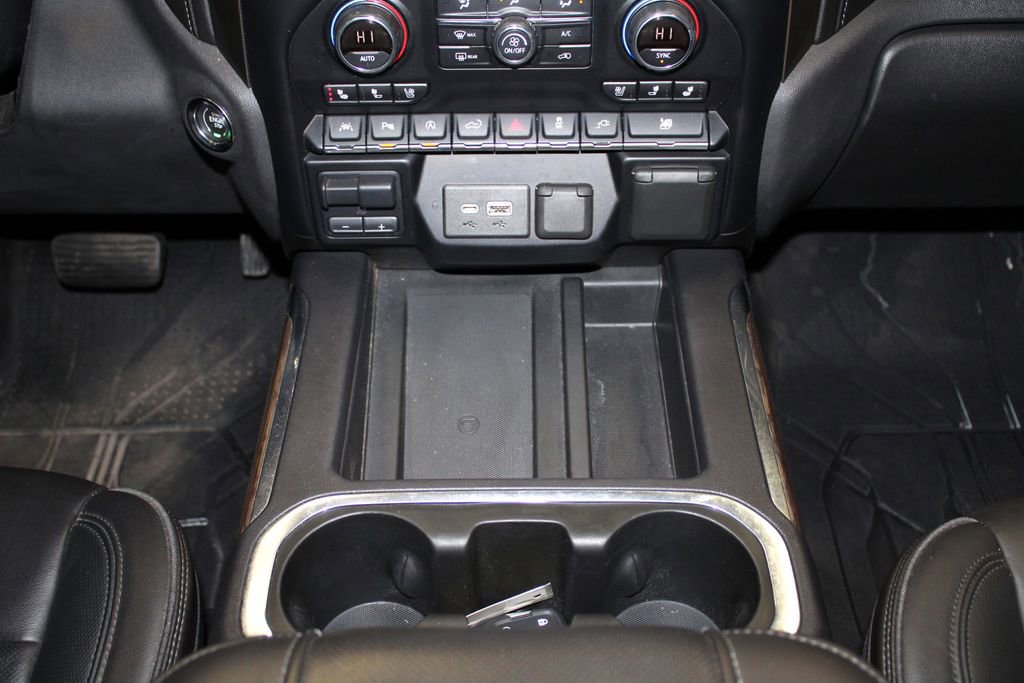 Used 2019 Chevrolet Silverado 1500 High Country w/ High Country Premium Package image 21