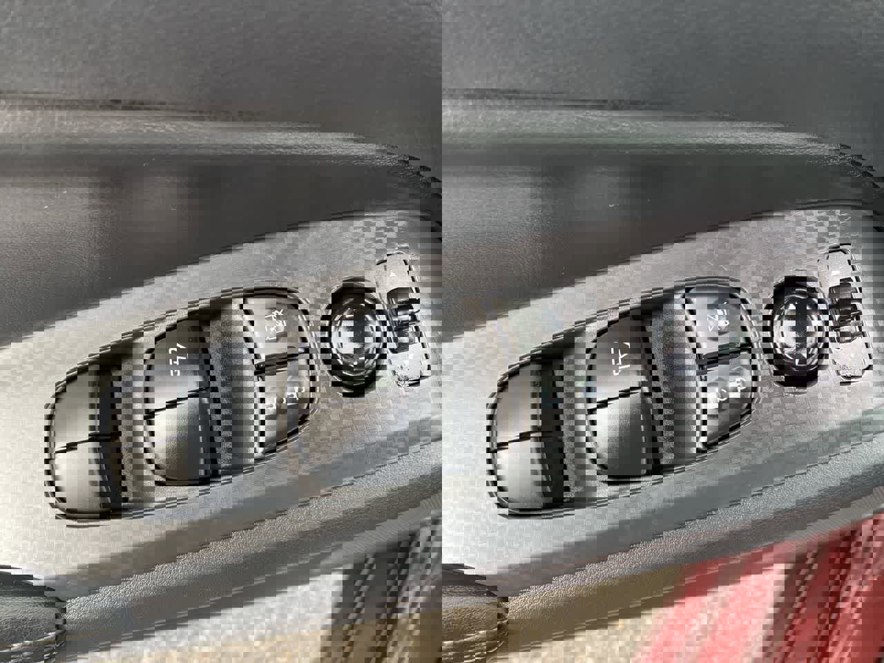 Used 2025 Nissan Altima 2.5 SV image 13