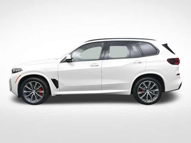 New 2026 BMW X5 xDrive40i w/ M Sport Package AWD/4WD image 8