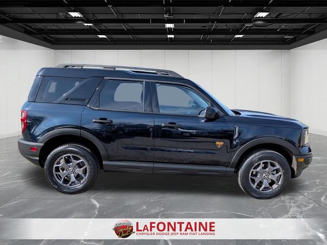 Used 2022 Ford Bronco Sport Badlands image 6