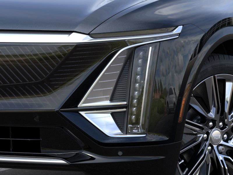 New 2025 Cadillac Lyriq Luxury image 10