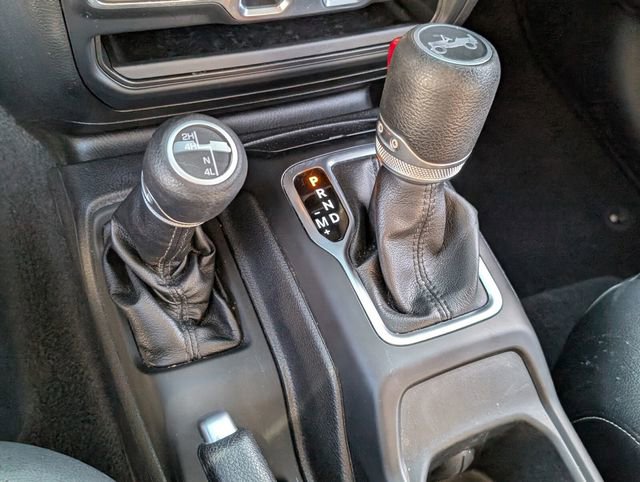 Used 2019 Jeep Wrangler Unlimited Sport S image 26