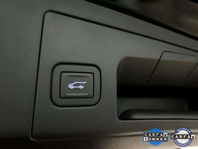 Used 2025 Cadillac XT5 Premium Luxury image 8