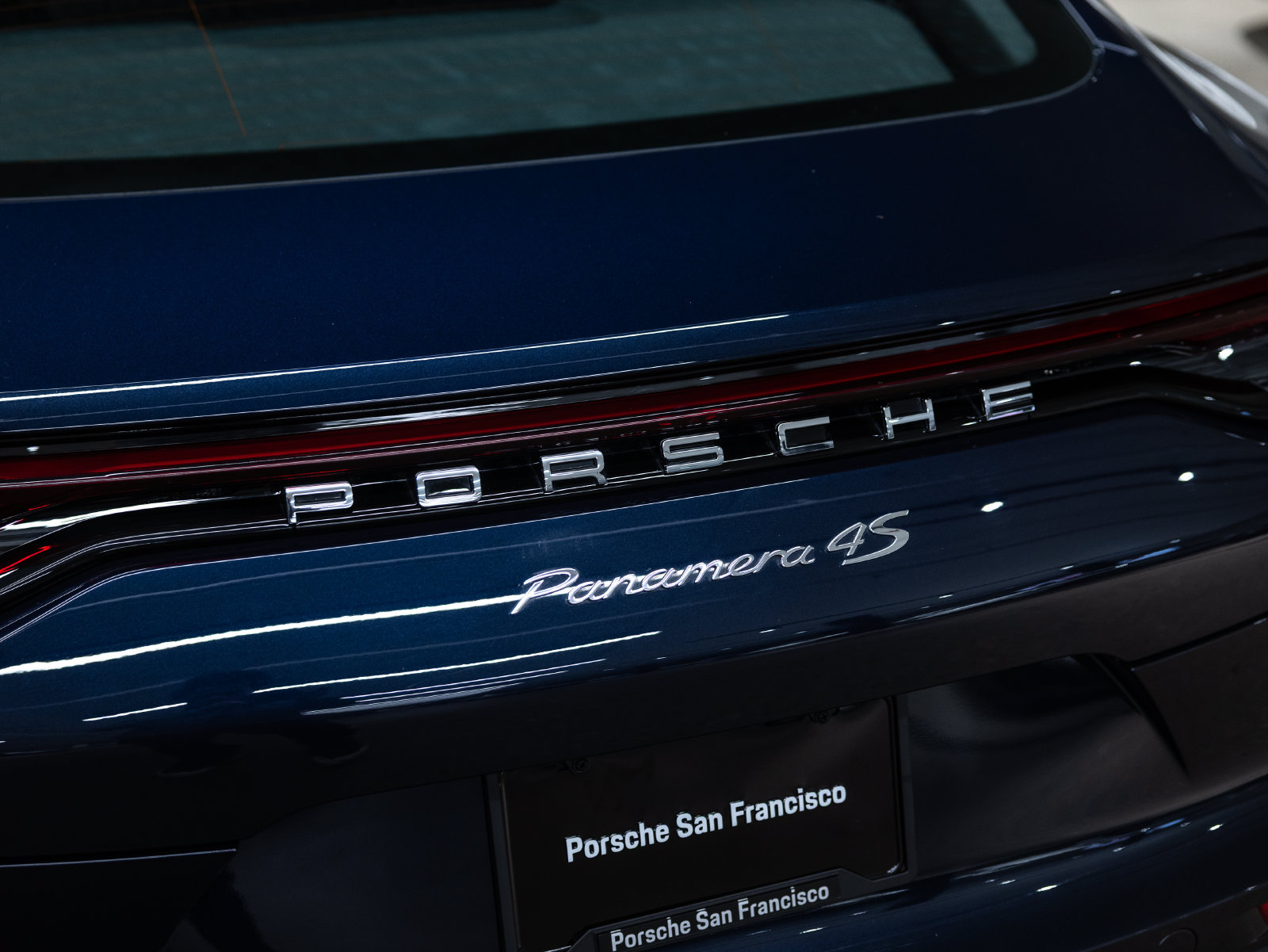 Certified 2022 Porsche Panamera 4S AWD/4WD image 21