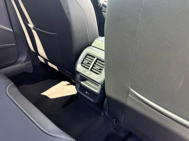 Used 2023 Volkswagen Taos SEL AWD/4WD image 14