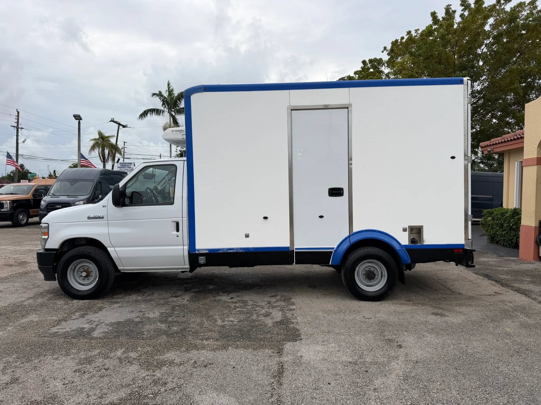 Used 2023 Ford E-350 and Econoline 350 Super Duty w/ Power Windows & Locks Group RWD image 2