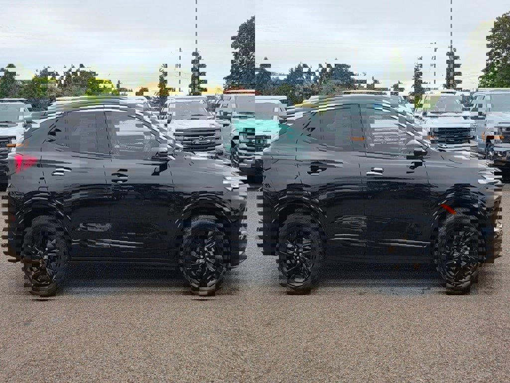 Used 2024 Buick Encore GX Sport Touring image 5