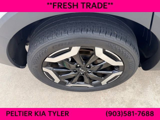 Used 2023 Kia Telluride S FWD image 13