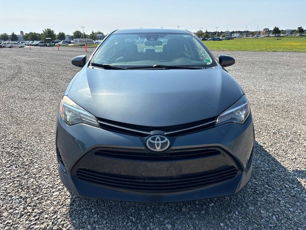 Used 2017 Toyota Corolla LE FWD image 2