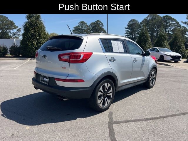 Used 2011 Kia Sportage SX w/ Premium Pkg w/Leather Seats image 9