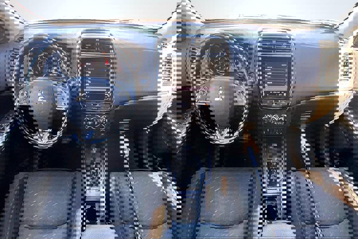 Used 2020 Mitsubishi Outlander Sport SE image 16