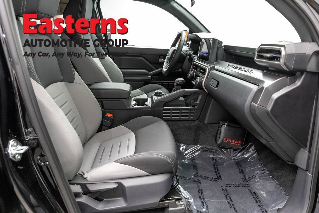 Used 2026 Toyota Tacoma TRD Off-Road AWD/4WD image 24