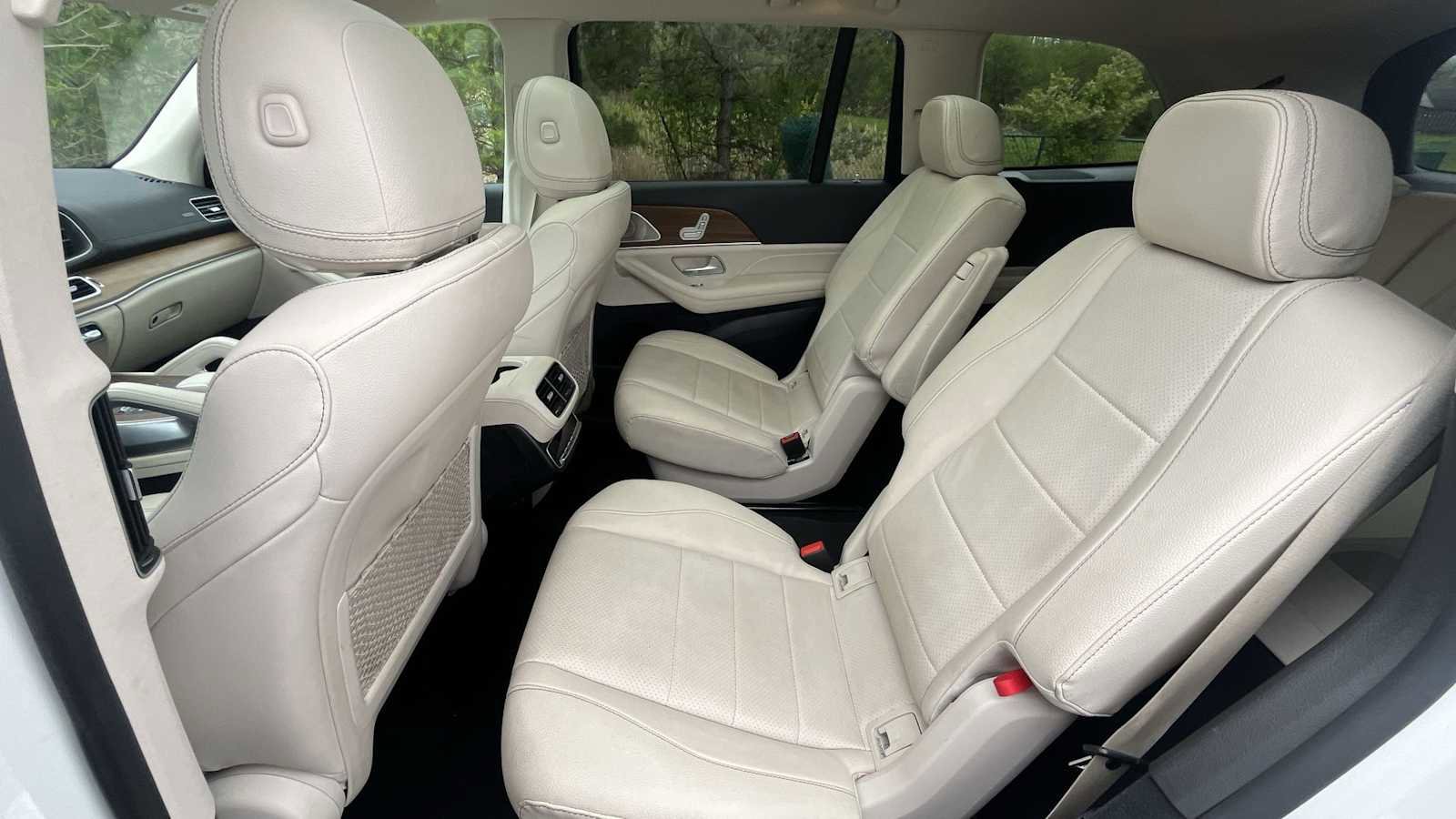 Used 2022 Mercedes-Benz GLS 450 4MATIC image 5
