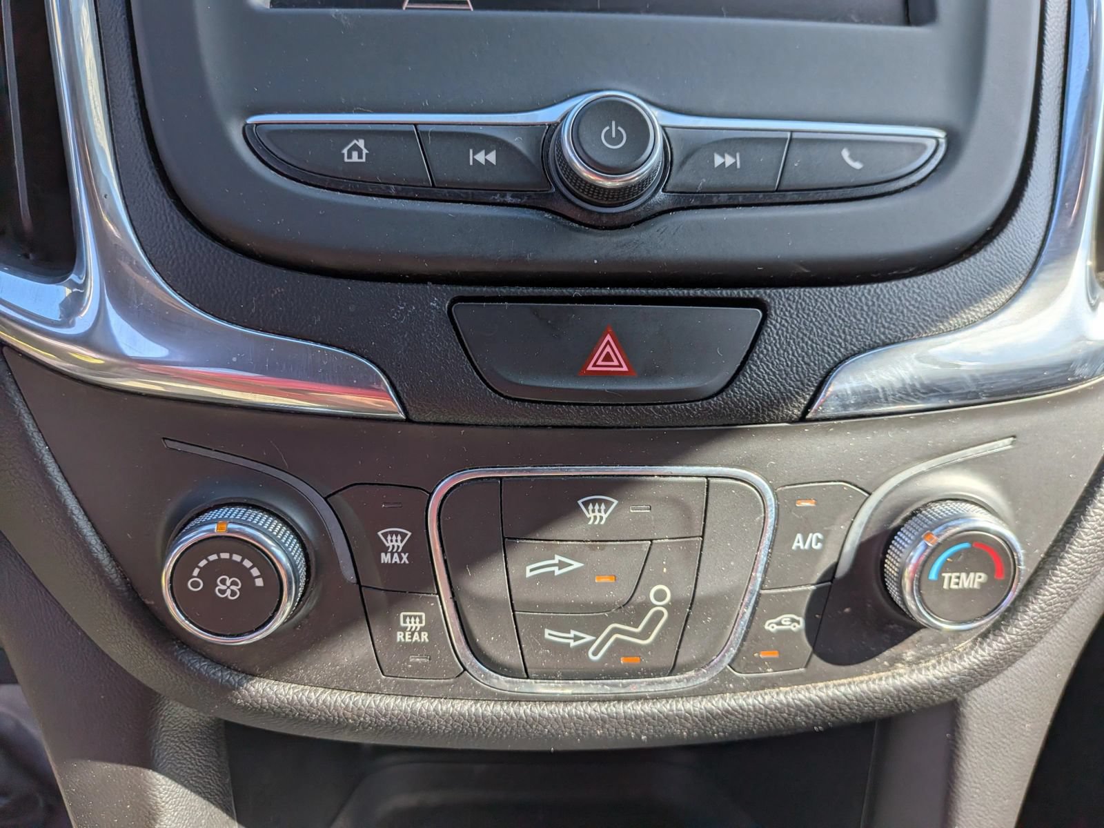 Used 2020 Chevrolet Equinox LT AWD/4WD image 55