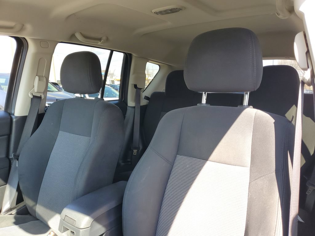 Used 2016 Jeep Compass Sport w/ Power Value Group FWD image 9