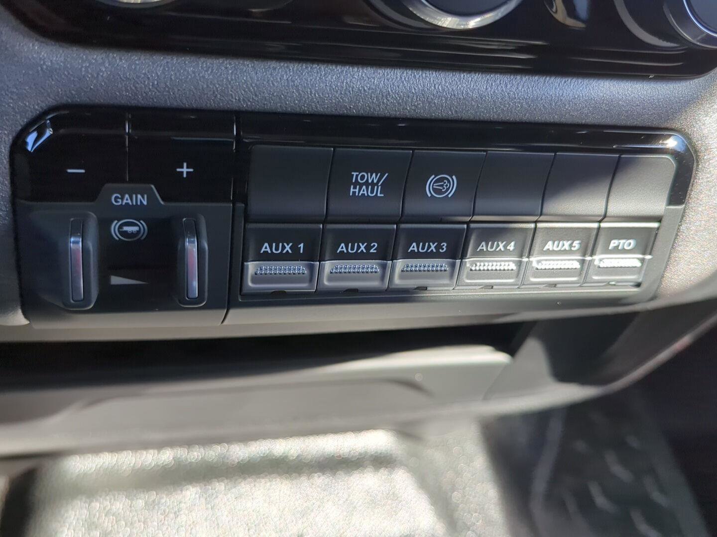 New 2026 RAM 5500 Tradesman image 29