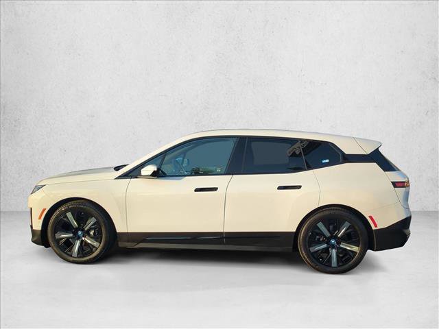 Certified 2023 BMW iX xDrive50 w/ Premium Package AWD/4WD image 9
