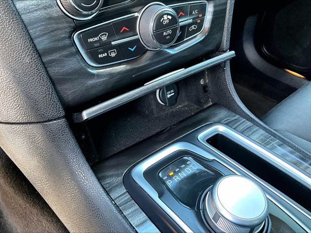 Used 2018 Chrysler 300 Touring w/ Sport Appearance Package RWD image 23