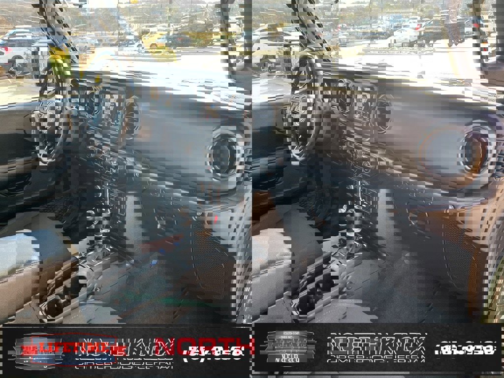 Used 2021 Jeep Wrangler Sport S image 21