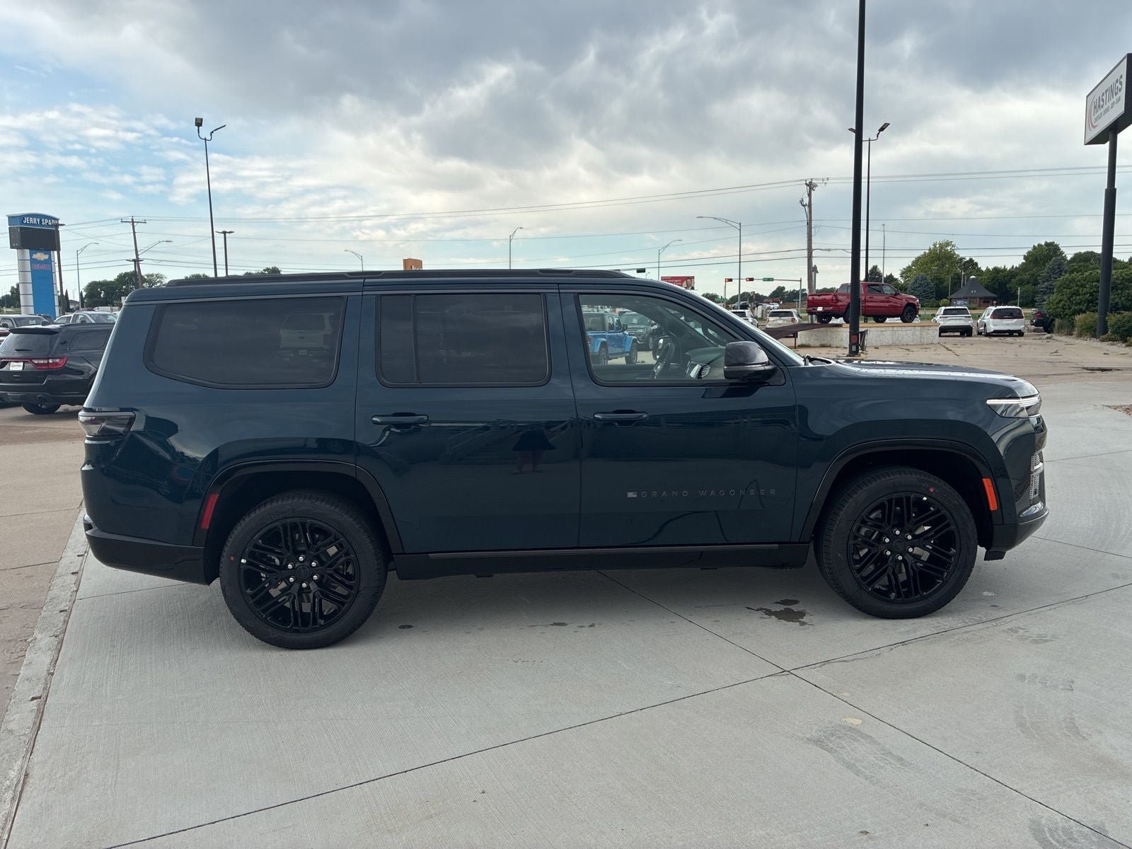 New 2026 Jeep Grand Wagoneer Limited AWD/4WD image 9