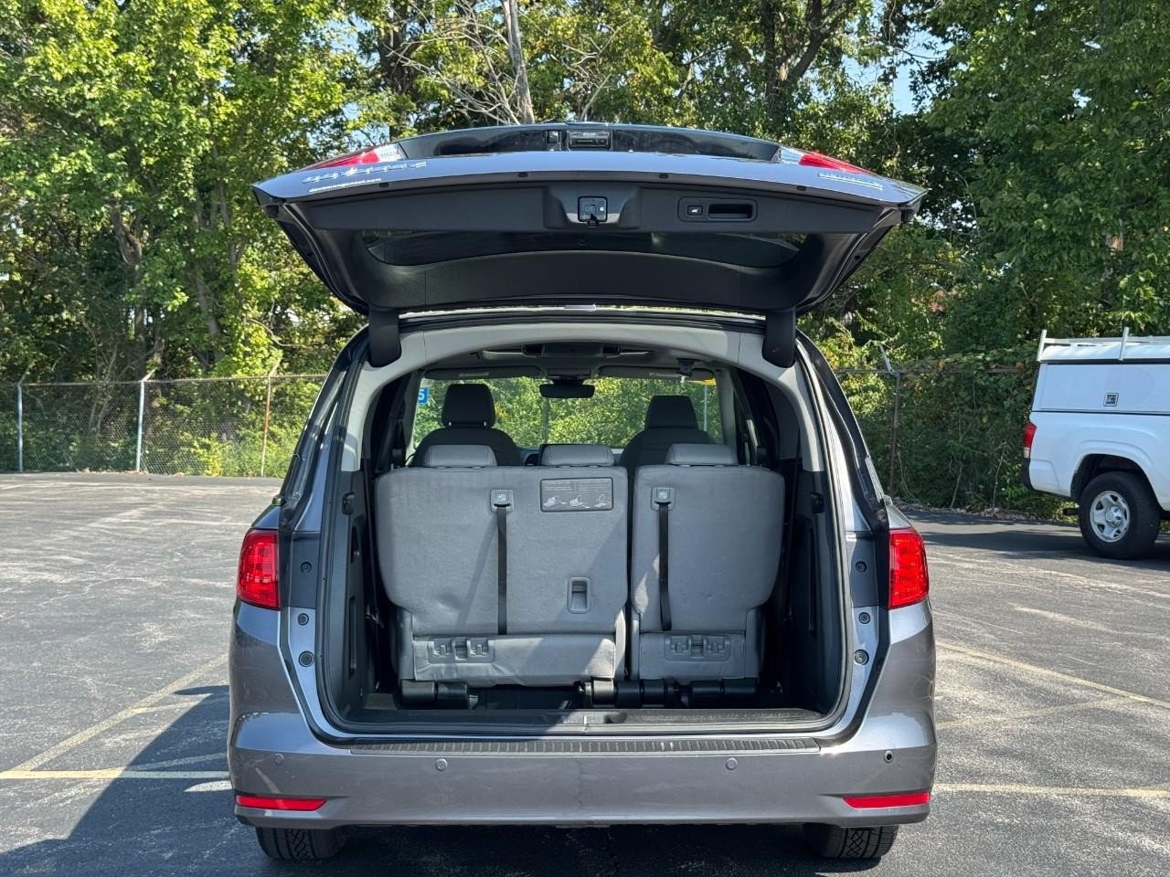 Used 2023 Honda Odyssey Touring image 6