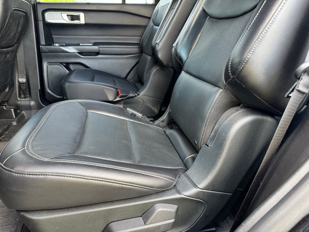 Used 2020 Ford Explorer Limited w/ Class III Trailer Tow Package image 16