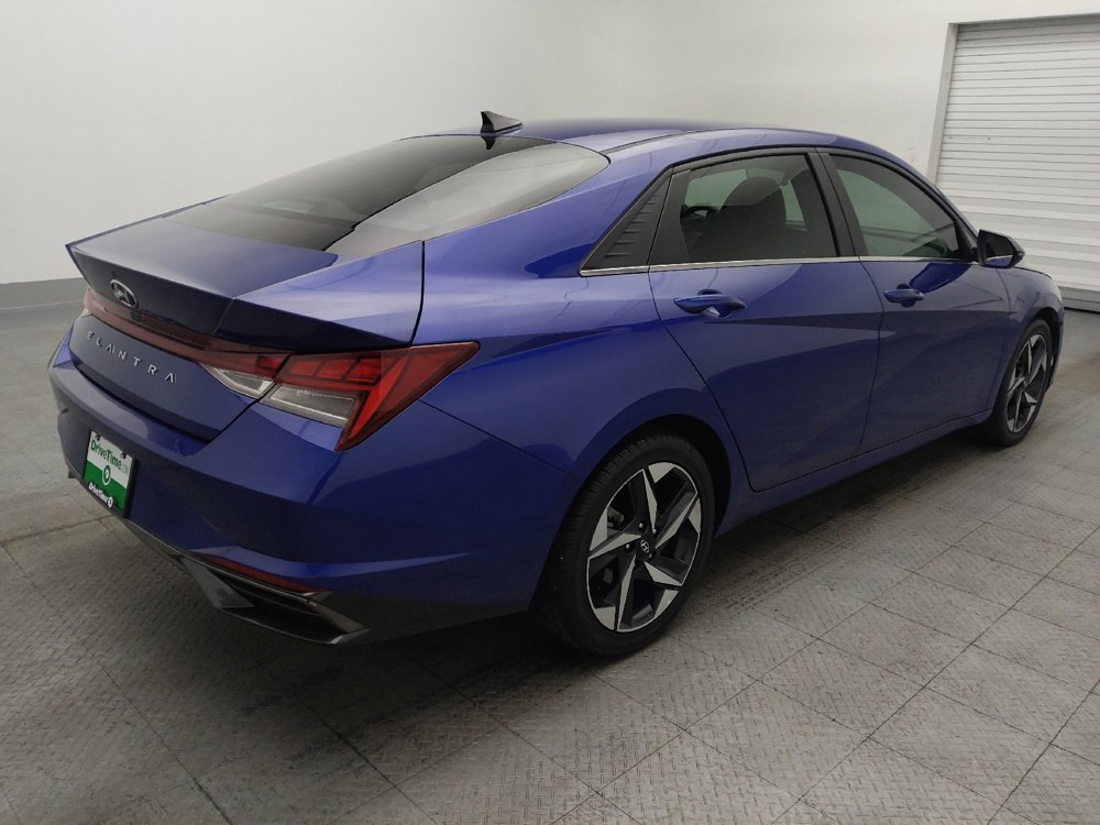 Used 2021 Hyundai Elantra SEL w/ Convenience + Premium Package image 9