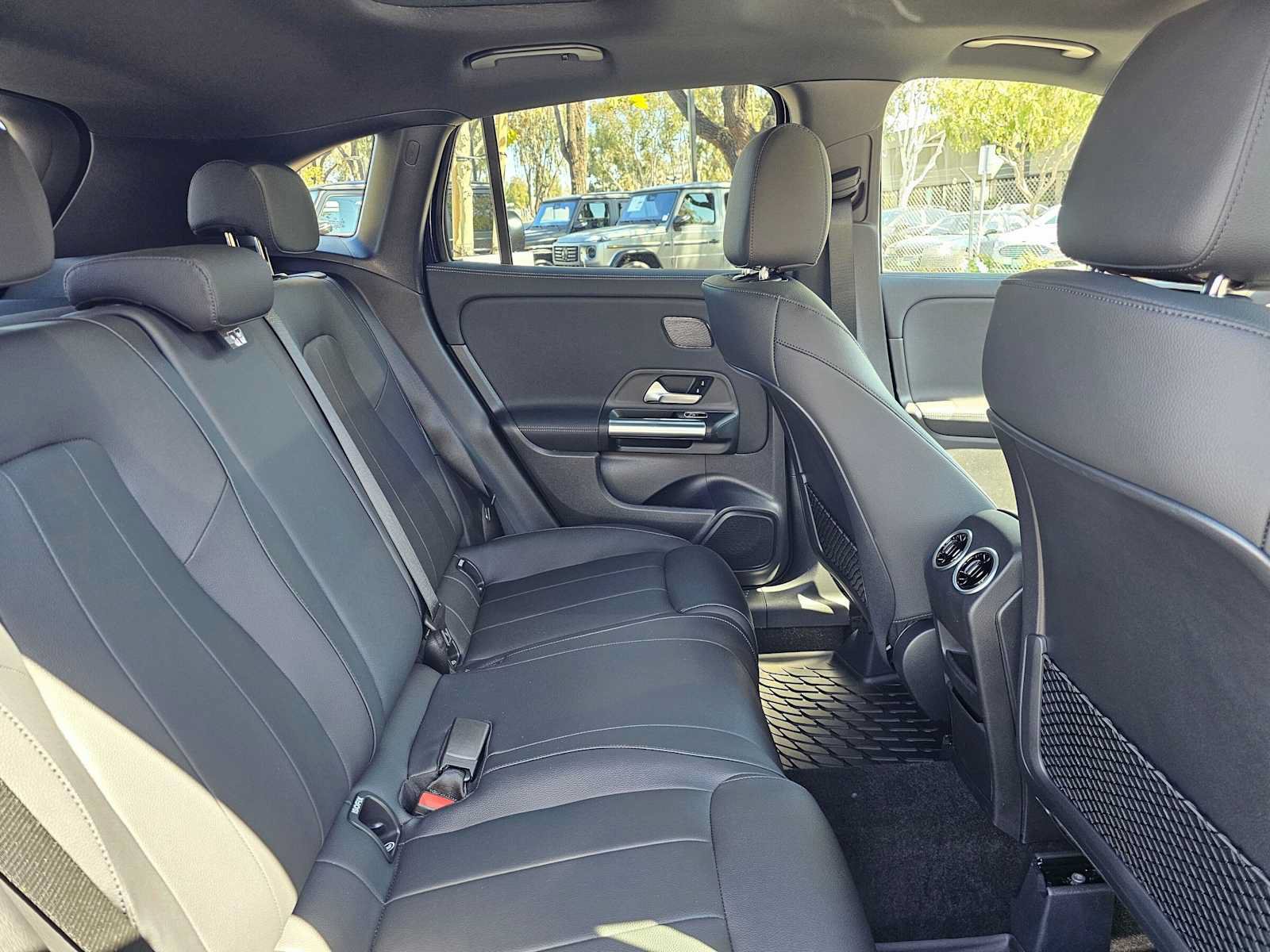 New 2026 Mercedes-Benz GLA 250 image 12