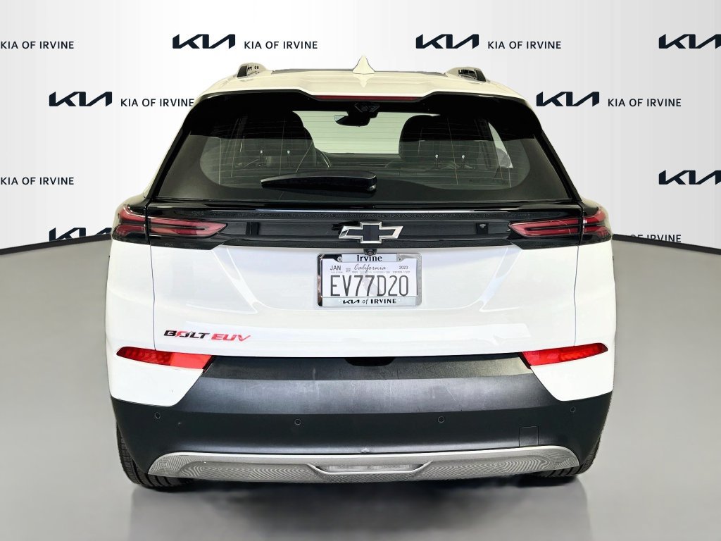 Used 2023 Chevrolet Bolt EUV Premier w/ Sun & Sound Package FWD image 6