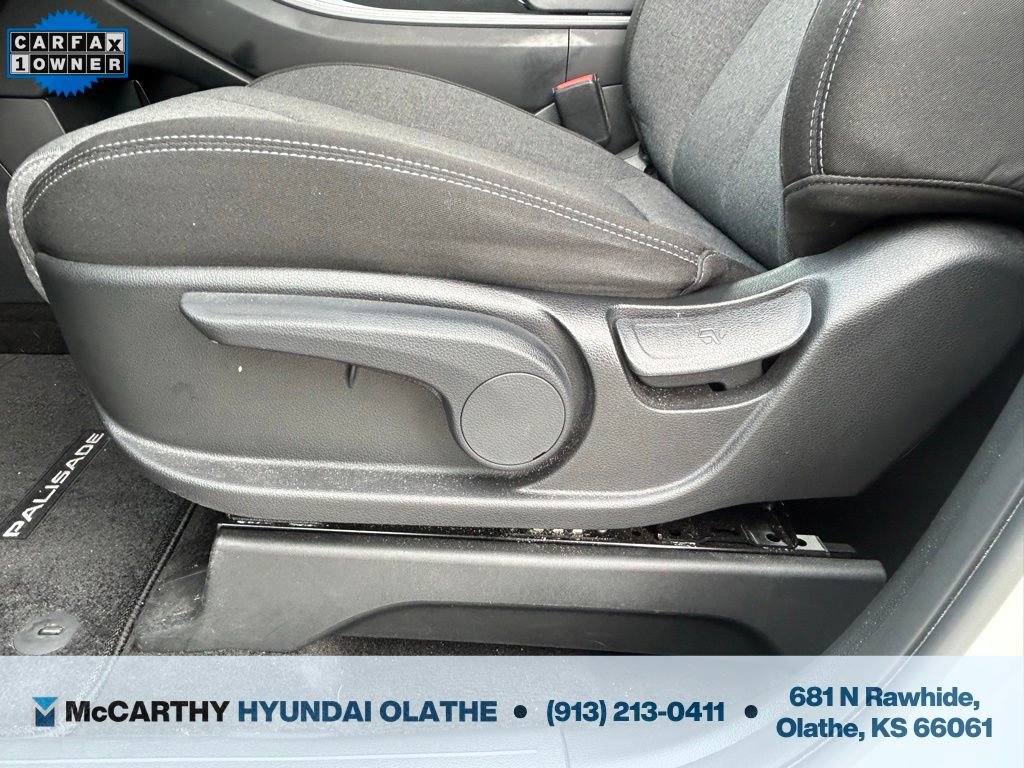Used 2023 Hyundai Palisade SE image 21