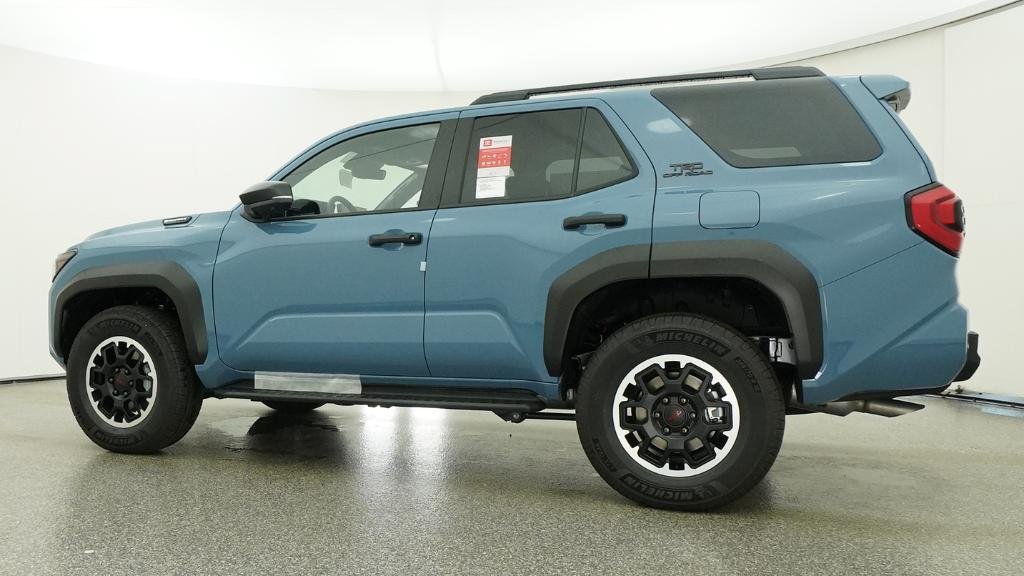 New 2026 Toyota 4Runner TRD Off-Road Premium AWD/4WD image 3