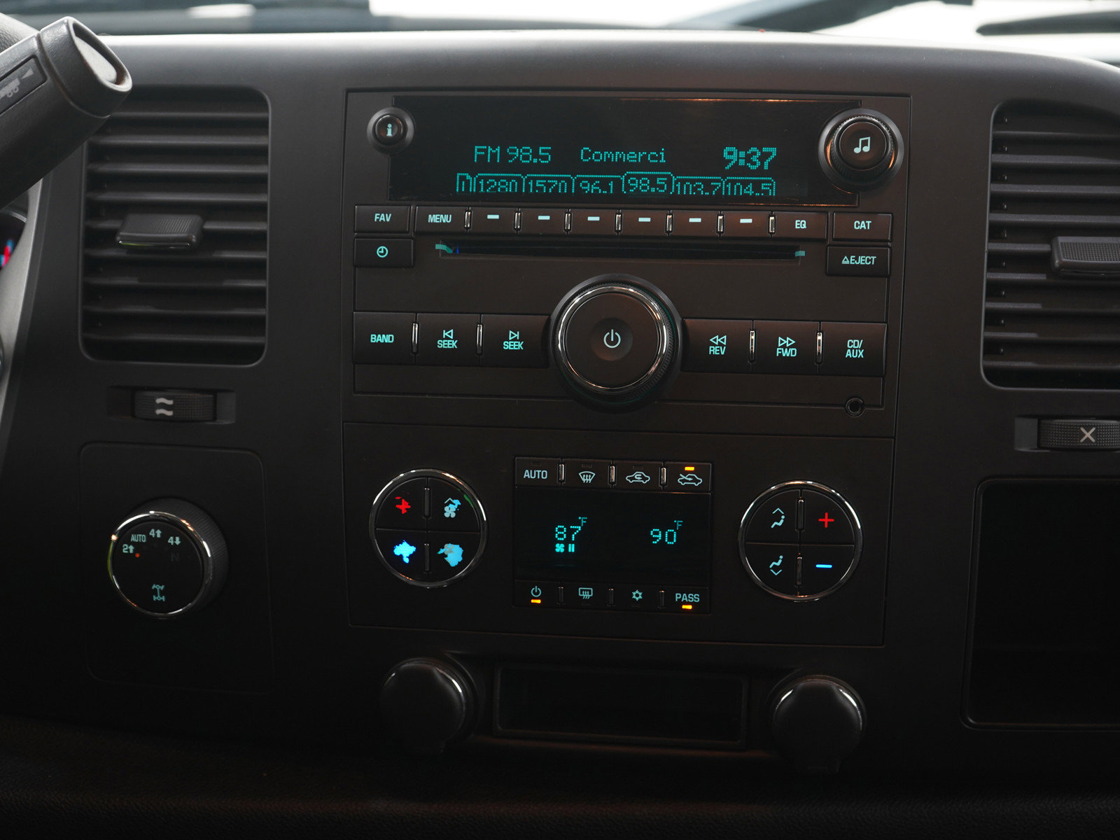 Used 2008 Chevrolet Silverado 1500 LT w/ Power Pack Plus image 17