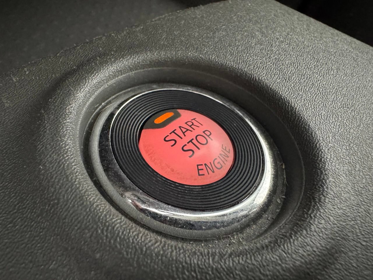 Used 2021 Nissan Frontier SV w/ Midnight Edition Floor Mats AWD/4WD image 20