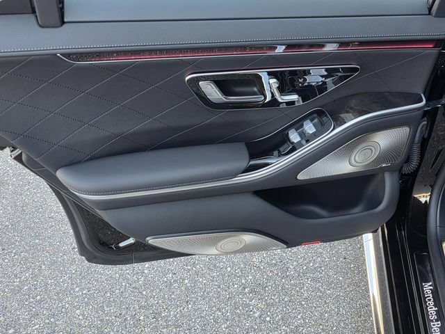 Used 2024 Mercedes-Benz S 580 4MATIC Sedan image 39