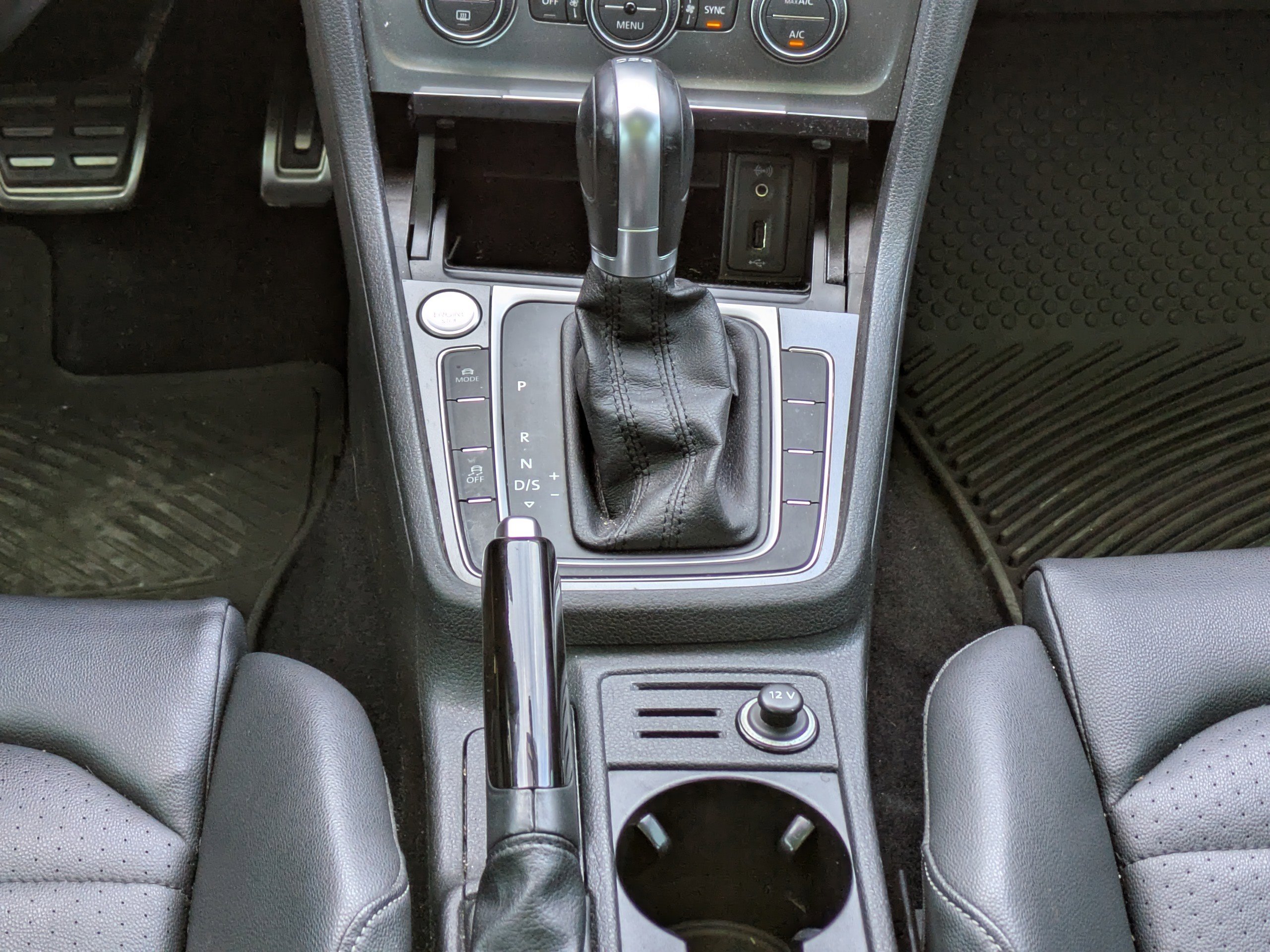 Used 2017 Volkswagen Golf Alltrack SEL image 19