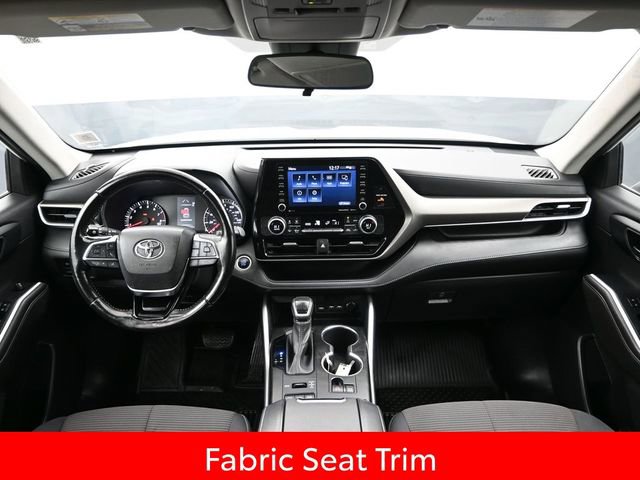 Certified 2021 Toyota Highlander LE image 11